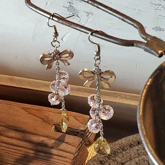 Bohemian Silver Bows Pale Faceted Glass Beads Long Chain Earrings - Picture 6 of 9